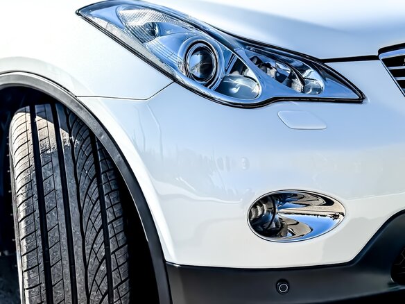 2011 Infiniti EX25 I (J50), белый, 1800000 рублей - вид 12