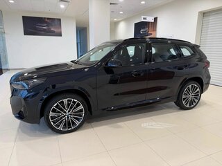 2026 BMW X1 Long 25Li xDrive III (U11/U12), чёрный, 6000000 рублей, вид 5