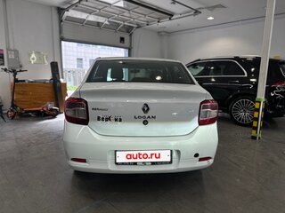 2017 Renault Logan II, белый, 420000 рублей, вид 3