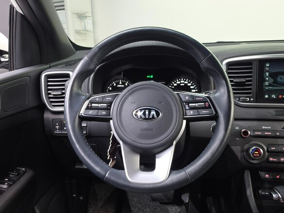 2021 Kia Sportage IV Рестайлинг, белый, 1859000 рублей - вид 8