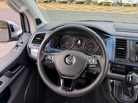 2018 Volkswagen Multivan T6, белый, 6775000 рублей - вид 9