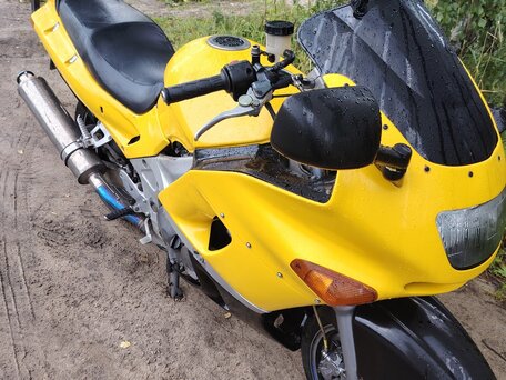 1995 Kawasaki ZZR 400, жёлтый, 170000 рублей, вид 3
