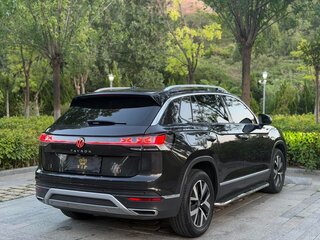 2023 Volkswagen Tayron I Рестайлинг, чёрный, 2380000 рублей, вид 4