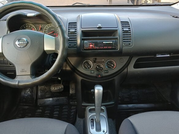 2010 Nissan Note I Рестайлинг, серый, 690000 рублей - вид 6