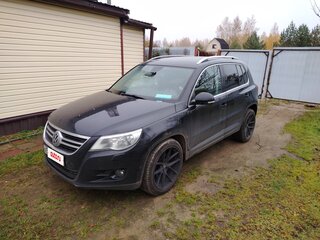 2008 Volkswagen Tiguan I, чёрный, 600000 рублей, вид 1