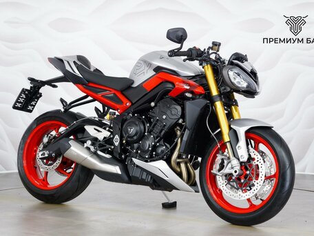 2026 Triumph Street Triple, серебристый, 1699000 рублей, вид 5