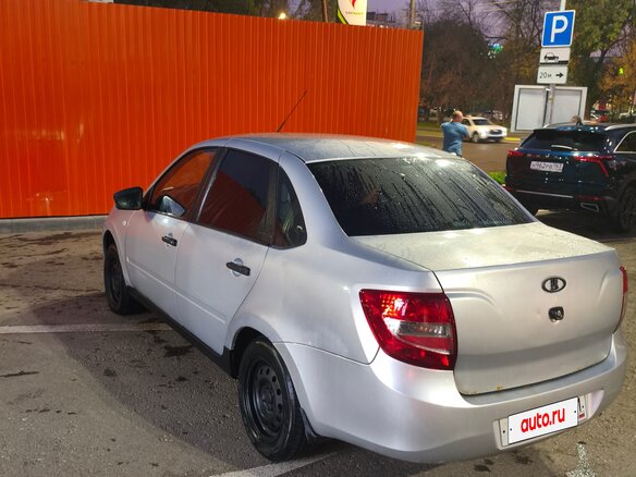 2017 Lada (ВАЗ) Granta I, серебристый, 230000 рублей - вид 7