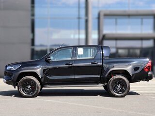 2026 Toyota Hilux VIII Рестайлинг 3, чёрный, 9500000 рублей, вид 4