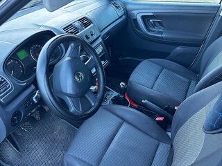 2013 Skoda Fabia II Рестайлинг, белый, 600000 рублей, вид 4