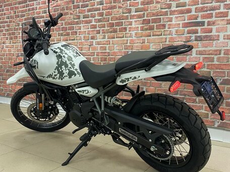 2025 Royal Enfield Himalayan, чёрный, 610000 рублей, вид 3