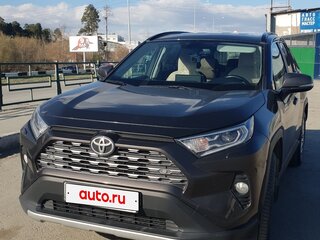 2021 Toyota RAV4 V (XA50), коричневый, 3470000 рублей, вид 1