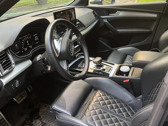 2021 Audi SQ5 II (FY) Рестайлинг, чёрный, 5000000 рублей - вид 4