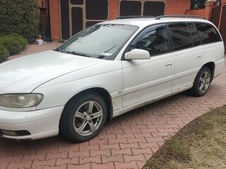 2000 Opel Omega B Рестайлинг, белый, 300000 рублей, вид 1