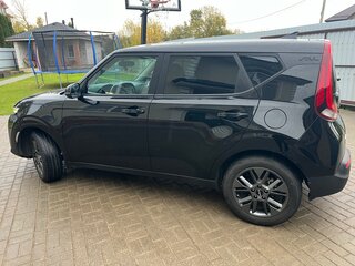 2022 Kia Soul III, чёрный, 2500000 рублей, вид 3