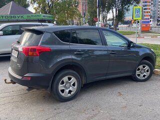 2014 Toyota RAV4 IV (XA40), серый, 1730000 рублей, вид 3