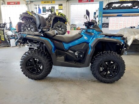 2023 BRP Can-Am Outlander MAX 650, синий, 1449400 рублей, вид 1
