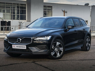 Volvo V60 Cross Country II