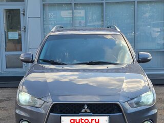 2010 Mitsubishi Outlander II Рестайлинг, серый, 750000 рублей, вид 2