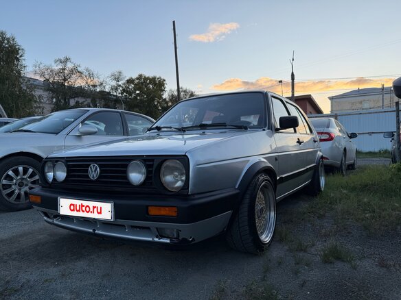 1990 Volkswagen Golf II, серебристый - вид 2