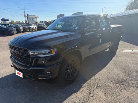 2026 Ram 1500 Crew Cab V Рестайлинг, зелёный, 9399999 рублей, вид 3