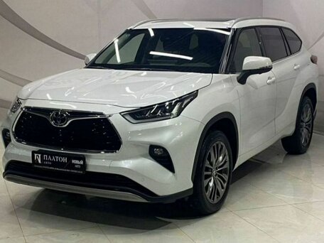 Toyota Highlander IV (XU70)