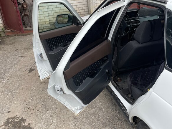 2012 Lada (ВАЗ) Priora I, белый, 360000 рублей - вид 6