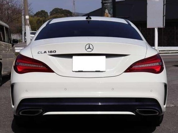 2016 Mercedes-Benz CLA 180 I (C117, X117) Рестайлинг, белый, 1520000 рублей - вид 4