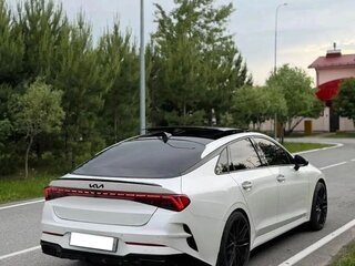 2023 Kia K5 LPi III, белый, 2300000 рублей, вид 3