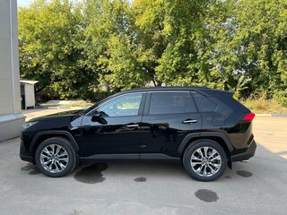 2020 Toyota RAV4 V (XA50), чёрный, 4690000 рублей, вид 4