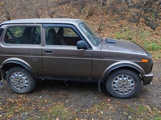 2015 Lada (ВАЗ) 2121 (4x4) Urban I Рестайлинг, коричневый, 615000 рублей, вид 3