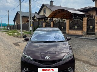 2010 Toyota Wish II, красный, 1350000 рублей, вид 1