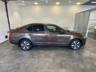 2013 Skoda Octavia III (A7), коричневый, 769000 рублей, вид 4