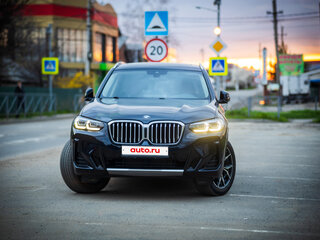 2021 BMW X3 25i xDrive III (G01), чёрный, 4350000 рублей, вид 3
