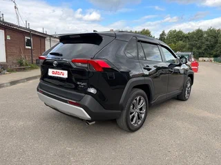 2024 Toyota RAV4 V (XA50), чёрный, 4050000 рублей, вид 5