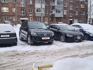 2010 Volkswagen Tiguan I, чёрный, 1290000 рублей, вид 5