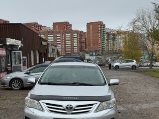 2012 Toyota Corolla X (E140, E150) Рестайлинг, серебристый, 1000000 рублей, вид 2