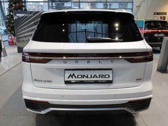 2026 Geely Monjaro I Рестайлинг, белый, 4954990 рублей - вид 4