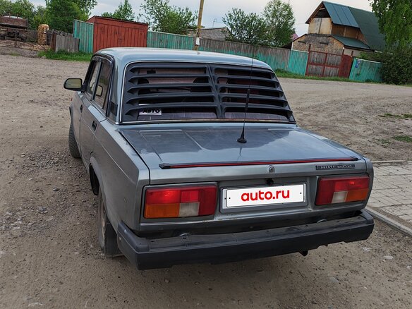 2010 Lada (ВАЗ) 2105, серый, 130000 рублей - вид 3