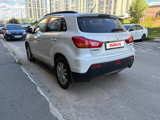 2012 Mitsubishi ASX I Рестайлинг, белый, 990000 рублей, вид 5