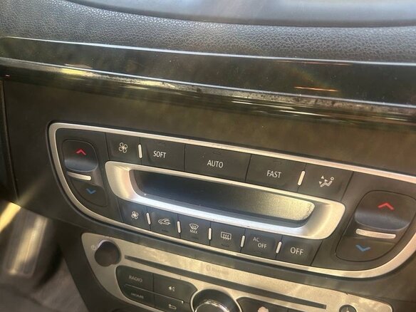 2013 Renault Fluence I Рестайлинг, белый - вид 11
