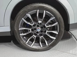 2024 BMW X6 40i III (G06) Рестайлинг, серый, 11783000 рублей, вид 3
