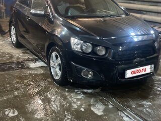 2013 Chevrolet Aveo II, чёрный, 500000 рублей, вид 1