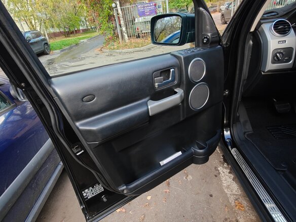2009 Land Rover Discovery III, чёрный, 1550000 рублей - вид 13