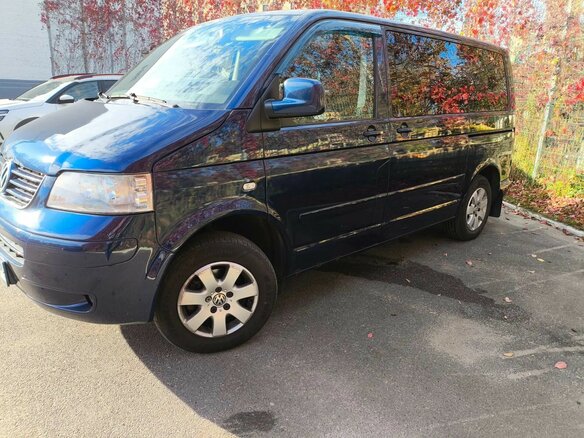 2003 Volkswagen Multivan, синий, 1450000 рублей