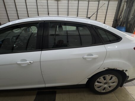 2013 Ford Focus III, белый, 730000 рублей, вид 5