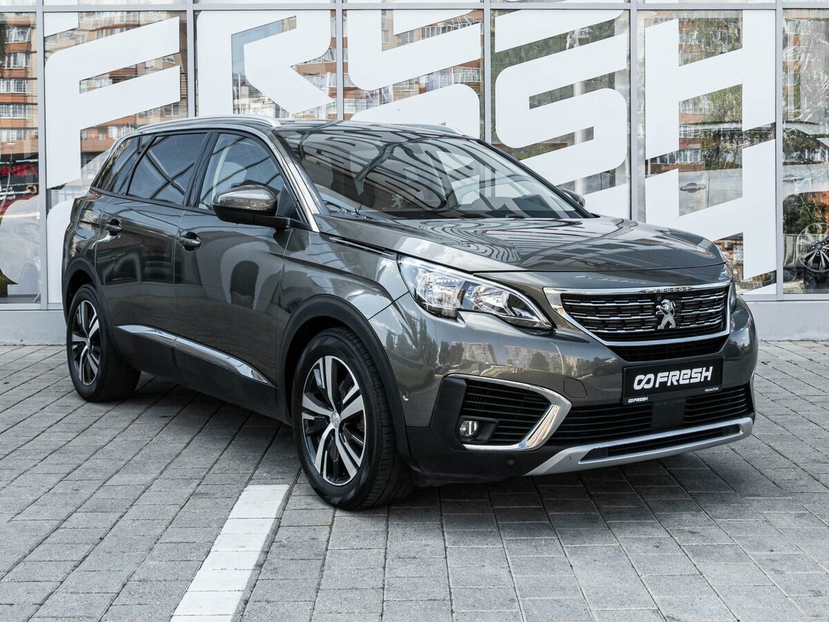 Открыть фотографии: Peugeot 5008 II