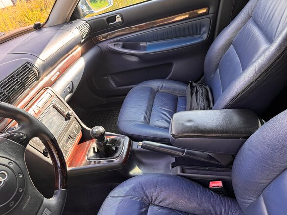 1998 Audi A4 I (B5), синий, 660000 рублей - вид 15
