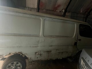 2000 Toyota HiAce H100, белый, 300000 рублей, вид 2