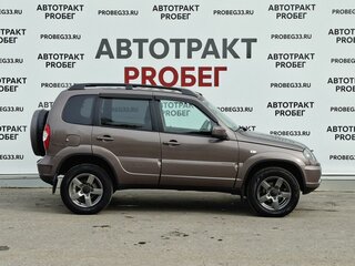 2019 Chevrolet Niva I Рестайлинг, коричневый, 859000 рублей, вид 4