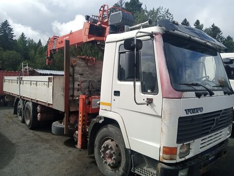 1993 Volvo FL, белый, 5000000 рублей, вид 4